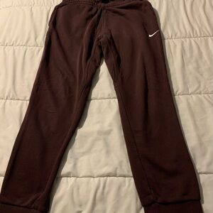 Nike Men’s Brown Sweatpants Comfortable Joggers
Size XL